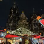 Millionen Besucher strömen jährlich auf den Weihnachtsmarkt am Roncalliplatz. (Foto: Jo Reule)